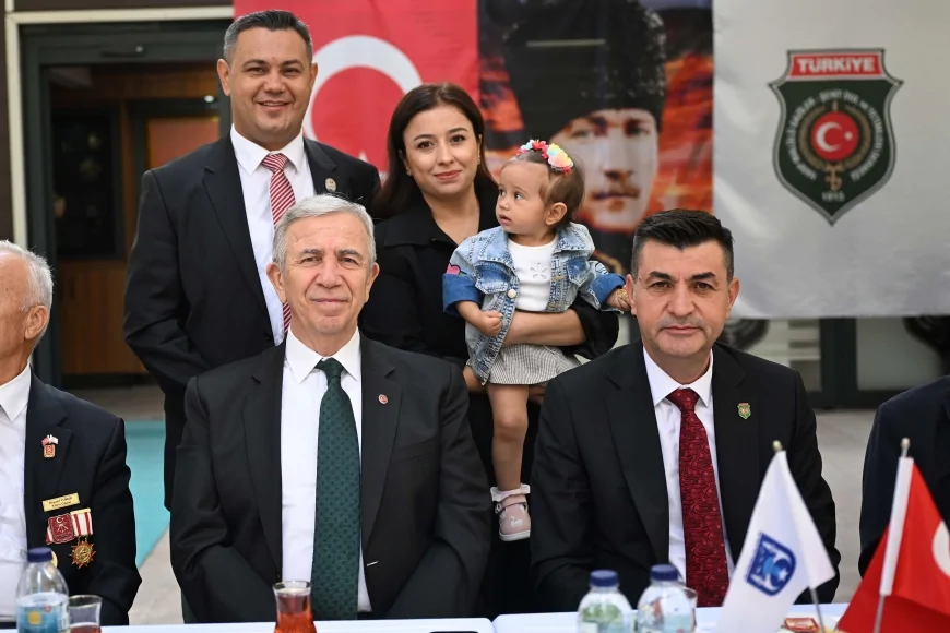 Mansur Yavaş: "Gazilerimizin ve şehit ailelerimizin her zaman yanındayız"