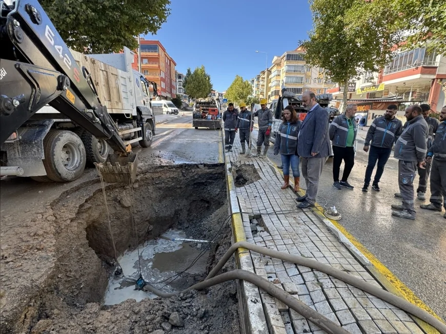 Çorum’da ana isale hattında arıza çıktı, belediye alternatif hatlarla su kesintisini önledi
