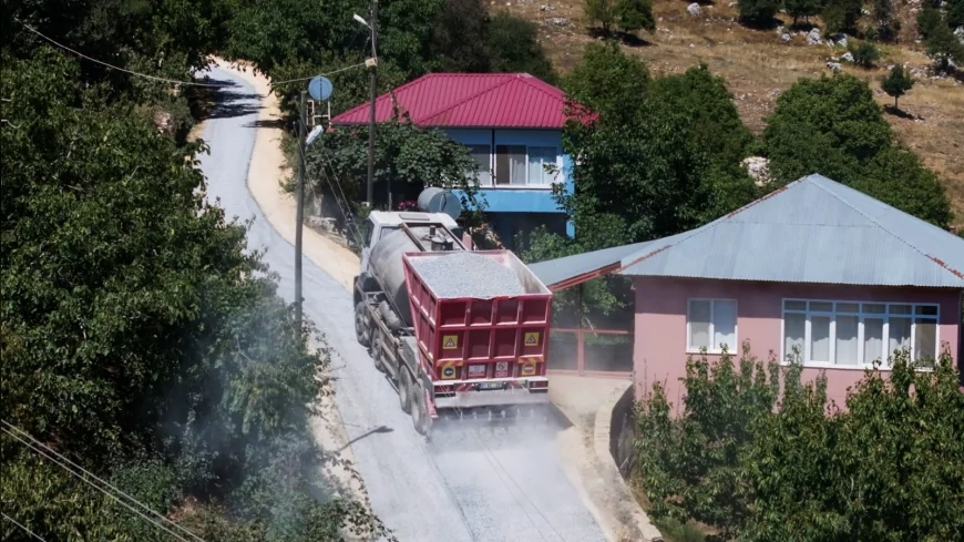 MESKİ, Mezitli Demirışık Mahallesi’nde 10 kilometrelik altyapı sonrası 10 kilometrelik yolu yeniledi
