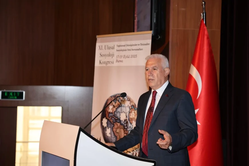 Bursa Büyükşehir Belediye Başkanı Mustafa Bozbey: "Toplumsal yapıyı güçlendirmeyi önemsiyoruz"