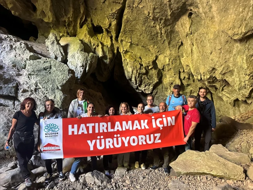 Nilüfer’de Mysia Yolları’nda düzenlenen yürüyüşle Alzheimer’a dikkat çekildi