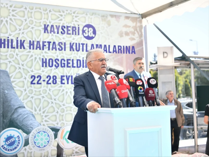 Başkan Memduh Büyükkılıç: “Ahi Evran’ın mesajları tüm toplum için yaşam felsefesi olmalı”