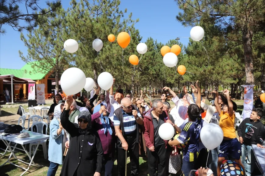 Eskişehir’de Alzheimer Farkındalık Günü’nde deneyimli vatandaşlar etkinlikte buluştu