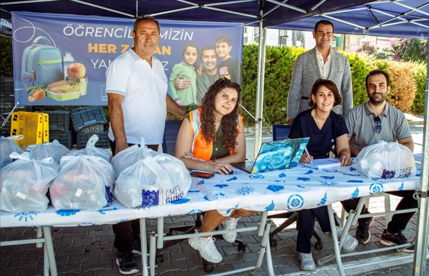 Kuşadası Belediyesi ihtiyaç sahibi öğrencilere beslenme desteğini 2025-2026 döneminde de sürdürüyor