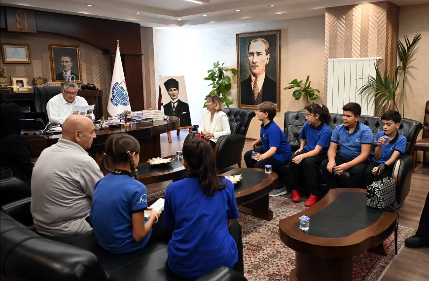 Yalova’da öğrenciler kaybolmaya yüz tutmuş endemik bitkiler için farkındalık kampanyası başlattı
