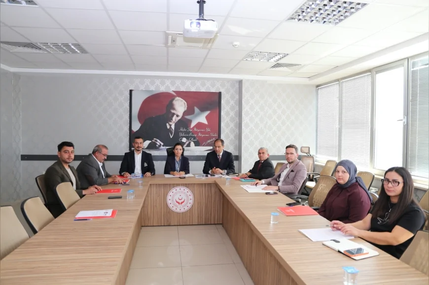Kayseri’de 30 milyon TL’lik Alzheimer Merkezi için işletme modeli toplantıda ele alındı