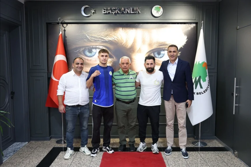 Mamaklı boksör Mert Kökdaşlı uluslararası arenada ringe çıkıyor, karşılaşma canlı yayınlanacak
