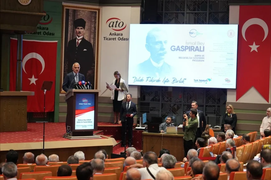 Bakan Ersoy: "İsmail Bey Gaspıralı, Dilde Fikirde İşte Birlik şiarını hayata geçirmiş bir öncüdür"