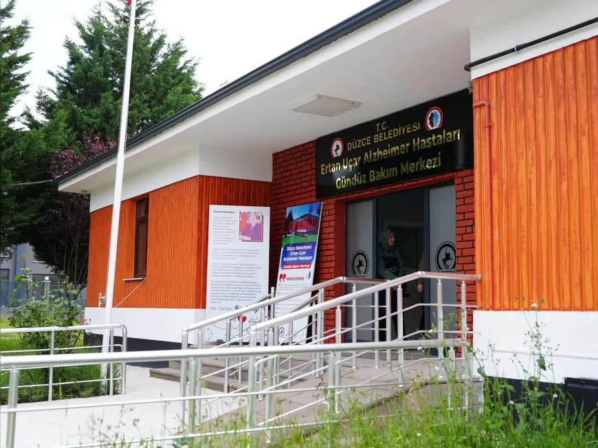 Düzce’de Alzheimer Merkezi Birinci Yılını Tamamladı, Yüzlerce Hastaya ve Yakınlarına Destek Oldu