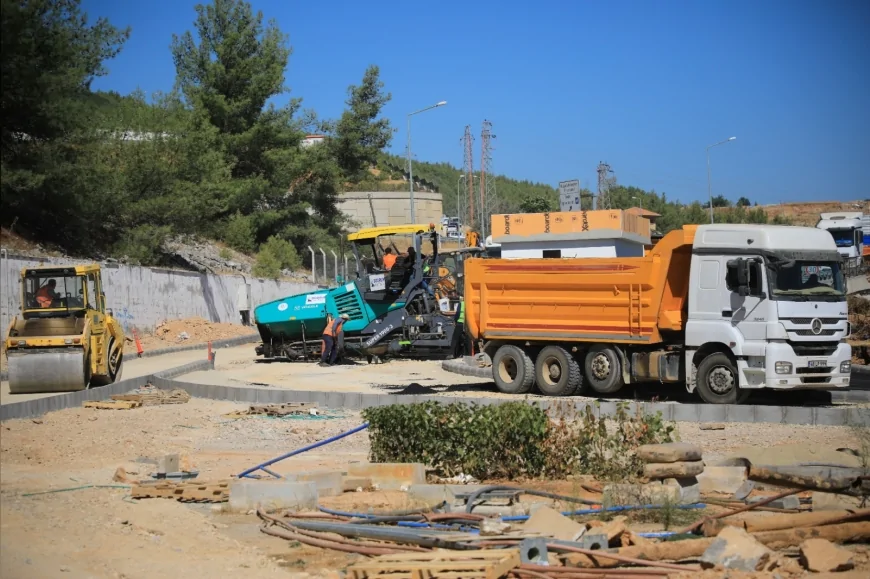 Muğla Büyükşehir Belediyesi kamu kurumlarıyla iş birliği yaparak ulaşım altyapısını güçlendiriyor