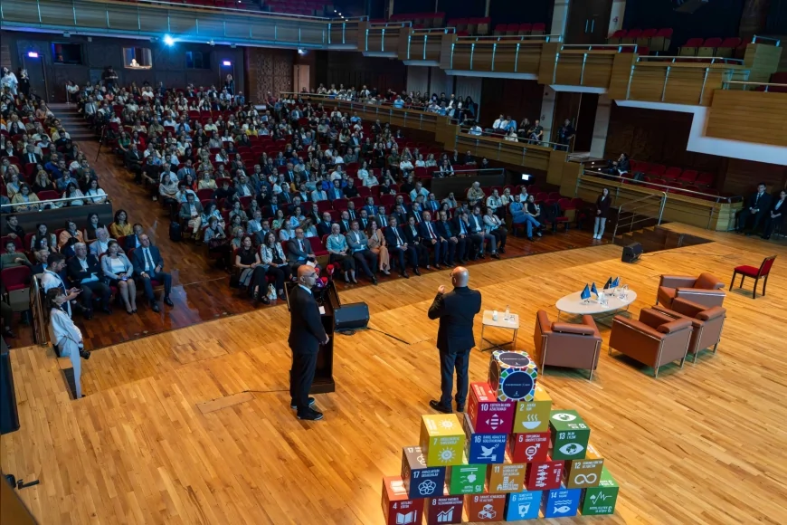 İzmir Büyükşehir Belediyesi Türkiye’de ilk kez uluslararası standartlarda Kurumsal Sürdürülebilirlik Raporu hazırladı