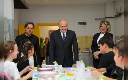 Düzce Belediye Başkanı Faruk Özlü: "Çocuklarımız için her zaman çalışmaya devam edeceğiz"