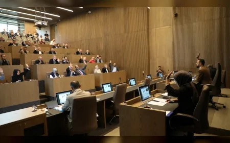 İnegöl Belediyesi meclisinde 640 bin Euro’luk hibe desteği ve Oylat cam teras projesi kararı