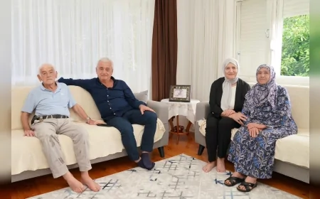 Finike Belediye Başkanı Mustafa Geyikçi: "Yaşlıların yaşam kalitesini artırmaya devam edeceğiz"