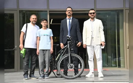 Manisa’da en çok adım atan 3 kişi ödüllerini aldı, elektrikli bisikletler sahiplerine teslim edildi