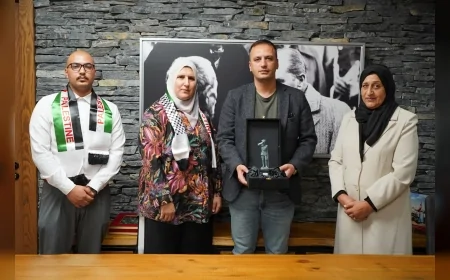 Bornova ve Filistin’in Dura Belediyesi kardeş şehir için ilk adımı attı, Başkan Eşki: "Zulüm varsa çıkarların önemi olmamalı"