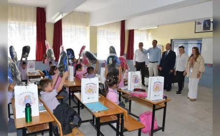 Eskişehir Büyükşehir Belediyesi 12 kırsal ilçede öğrencilere kırtasiye desteği sağladı