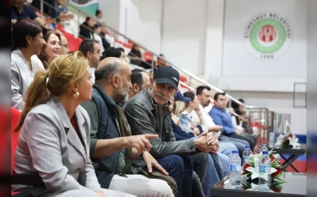 Erdal Beşikcioğlu: "Etimesgut Belediyesi olarak sporun ve sporcuların her zaman yanındayız"