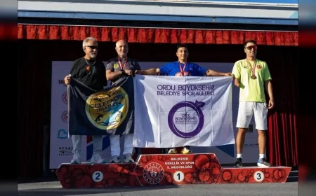 Ordu’lu milli sporculardan triatlonda çifte madalya başarısı