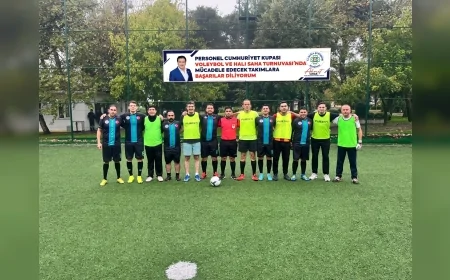 Muğla Büyükşehir Belediyesi’nde Cumhuriyet Kupası Başladı: 13 İlçeden 37 Takım Şampiyonluk İçin Sahada