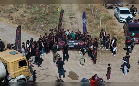 Kayseri Büyükşehir Belediyesi, Sarımsaklı Barajı kıyısında bin 500 fidanı toprakla buluşturdu