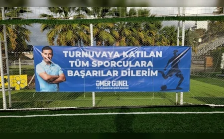 Kuşadası’nda Görev Şehitleri Anısına Düzenlenen Halı Saha Turnuvası Başladı