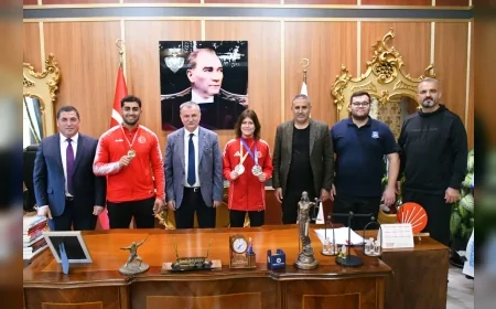 Başkan Semih Balaban: "Yunusemre milli sporcularıyla Türkiye'yi gururlandırmaya devam edecek"