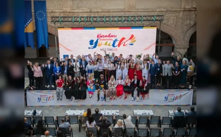 Kuşadası Uluslararası Kardeş Şehirler Gençlik Toplantısı barış ve kültür deklarasyonuyla sona erdi