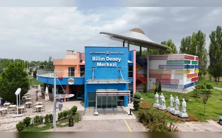 Eskişehir’de Bilim Şöleni Başlıyor: “Günümüzden Geleceğe Bilim Yolculuğu” 16-18 Ekim’de