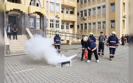 Yalova’da 13 Ekim Dünya Afet Risklerinin Azaltılması Günü’nde geniş katılımlı tatbikat yapıldı