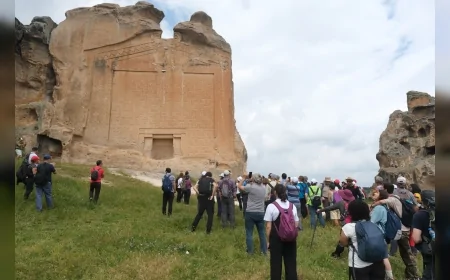 Eskişehir Büyükşehir Belediyesi 29 Ekim öncesi Frig Vadisi’nde “Cumhuriyet Doğa Yürüyüşü” düzenleyecek