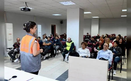 Yalova Belediyesi personeline kapsamlı afet farkındalık eğitimi başladı