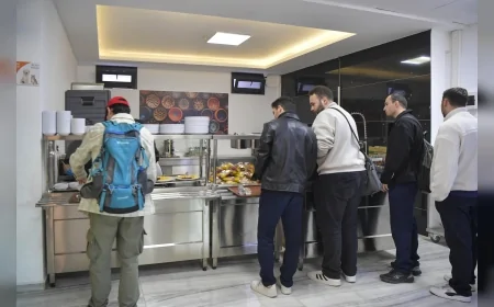 Ankara Büyükşehir Belediyesi, Anıttepe Gençlik Sofrası’nı Hizmete Açtı