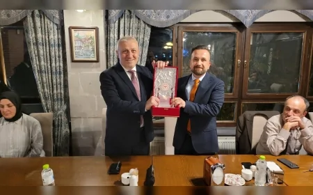 Uzm. Dr. Özgür Yılmaz’a Kastamonu’da Veda Yemeği Düzenlendi