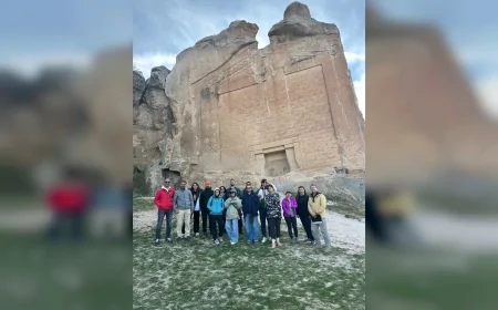 Eskişehir’de Turist Rehberlerine Arkeolojik Sit Alanlarında Teknik Gezi