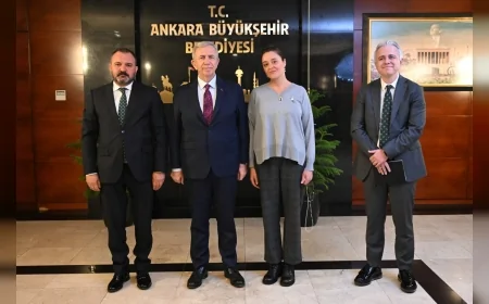 Anne Minguzzi’den Mansur Yavaş’a ziyaret: “Bir Ahmet’im gitti, başka Ahmetler gitmesin”