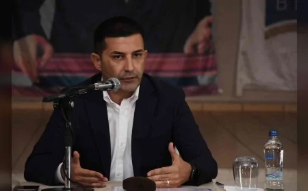 Kuşadası Belediye Başkanı Ömer Günel’den Yenipazar Belediye Başkanı Malik Ercan’a sert çıkış: “İftirayla siyaset yapılmaz, hukuk önünde hesap vereceksiniz”