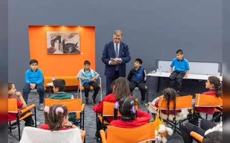 Başkan Tugay: “Hayal etmek için kitaplar en iyi yoldur”