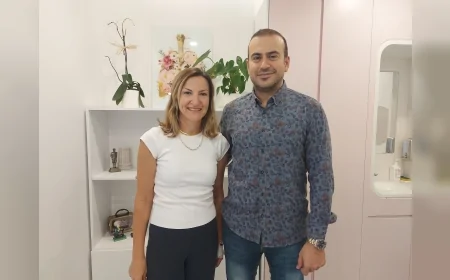 İzmir’de 51 Yaşındaki Cavidan Akkaya Meme Kanserini Kedisi Şanslı Sayesinde Erken Fark Edip Sağlığına Kavuştu