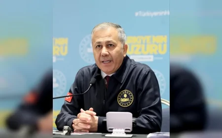 Ali Yerlikaya Diyarbakır'da Huzur Ve Güvenlik Toplantısında "Terörsüz Türkiye" Hedefini Vurguladı