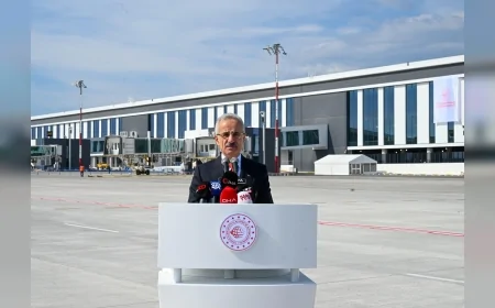 Antalya Havalimanı’na 77 Metrelik Yeni Hava Trafik Kontrol Kulesi: Likya Deniz Fenerlerinden Esinlenen Yapı Şehrin Yeni Simgesi Olacak