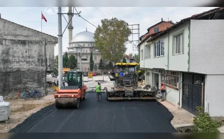 İnegöl Çitli Mahallesi İlk Kez Sıcak Asfalta Kavuştu: Muhtar Mehmet Öztürk “Yılların Çilesi Bitti”