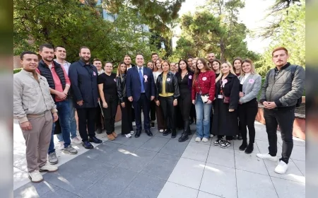 Manisa’da Meme Kanseri Farkındalığı İçin Pembe Çiçekler Toprakla Buluştu