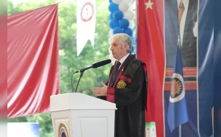 Prof. Dr. Ender Yarsan: “Beşerî hekim insanı, veteriner hekim insanlığı tedavi eder” vurgusuyla Türkiye’de veteriner hekimliği öğretiminin 183. yılı anıldı