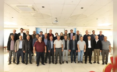 Kayseri Büyükşehir Belediyesi’nden Muhtarlara Dijital Dönüşüm Hamlesi: “Muhtar Bilgi Sistemi” Hizmete Açıldı