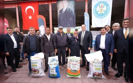 Başkan Besim Dutlulu Selendi’de Üreticilerle Buluştu: “Tarıma Desteğimiz 180 Milyon Lirayı Aştı”