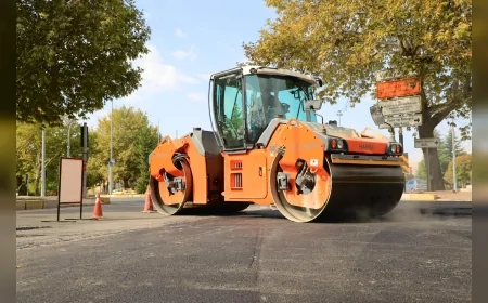 Elazığ Caddesi ve Vali Fahribey Caddesi’nde Asfalt Yenileme Çalışmaları Hızla Sürüyor