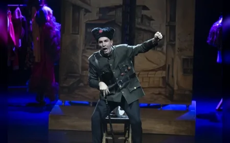 “Eyvah Nadir” Yeniden Mersin Sahnesinde: Şehir Tiyatrosu’ndan Hem Sanat Hem Sürpriz Dolu Gece