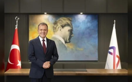 Başkan Vahap Seçer: “Cumhuriyet, Düşünce Ve Yaşam Özgürlüğünün Teminatıdır”