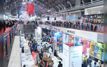 9. İnegöl Kitap Günleri Başlıyor: 163 Yazar, 105 Yayınevi ve 1 Milyon Kitap İnegöllülerle Buluşacak